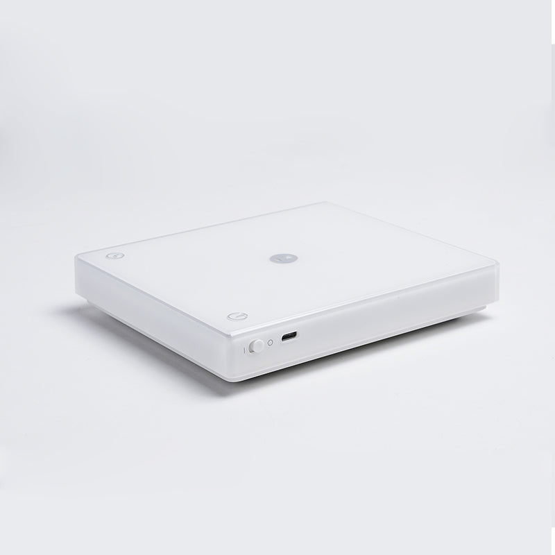White Mirror Scale